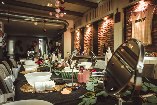 BEAUTY PARTY